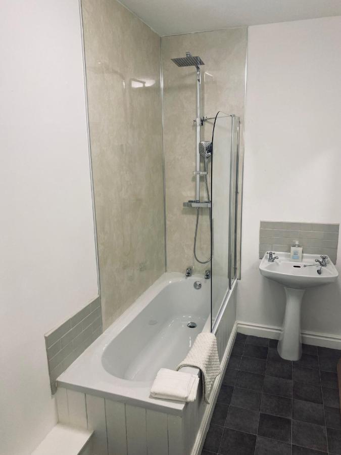 Monkbar View Apartman York Kültér fotó